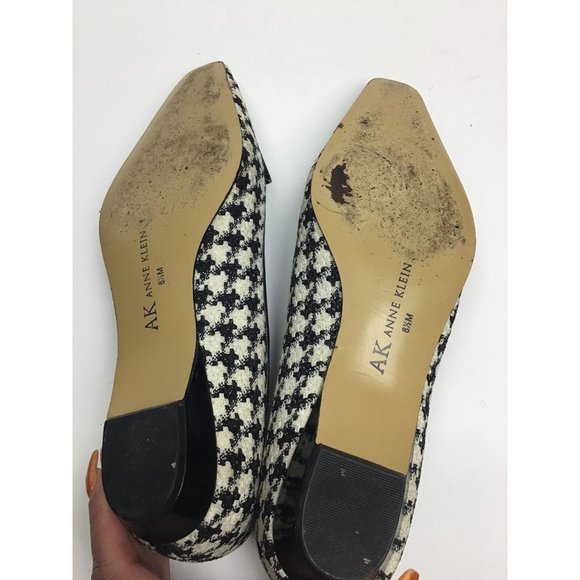 Anne Klein- "Malinddy", Houndstooth , Almond Toe Pumps, size 8.5 - Picture 9 of 9
